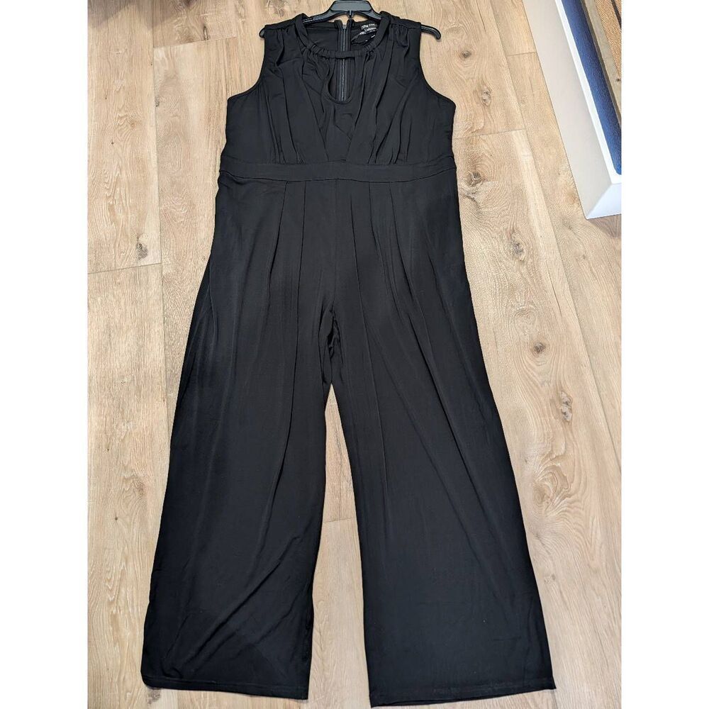 City Chic Angular Wide Leg Jumpsuit Black Plus 22 3X Pockets NWOT Formal Wedding - Picture 5 of 16